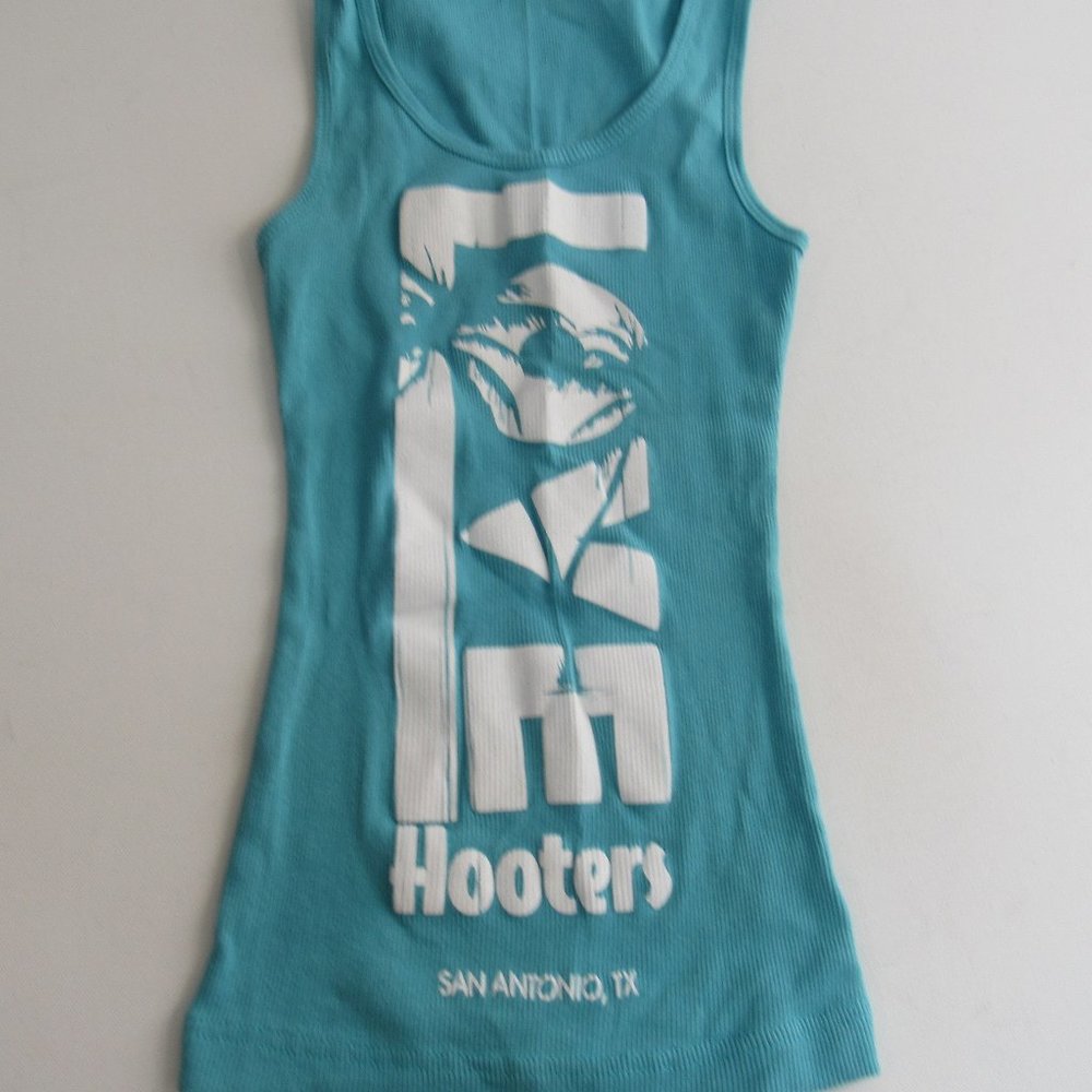 Love Hooters San Antonio, TX Tank Top - Picture 3 of 5